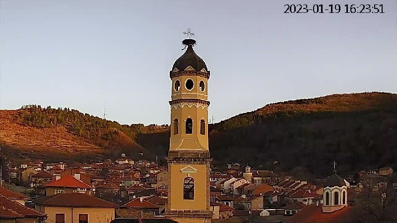 Брацигово уеб камера център, улици трафик времето на живо панорама до Пещера и Кричим област Пазарджик, Родопите kamerite, live camera