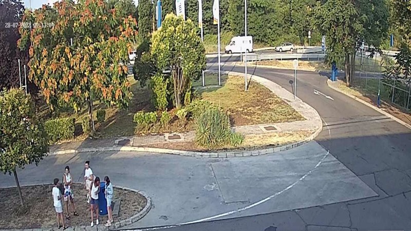 Уеб камера от Бургас, кв. Изгрев, квартали трафик улици, градски парк, времето на живо, live webcam