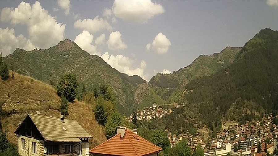 Девин уеб камера времето на живо, Родопа планина панорама център, област Смолян, live camera