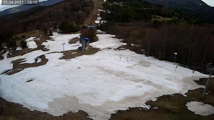 Осогово Фън парк времето на живо от уеб камери от ски писта 'Людмил Янков', до Кюстендил времето на живо, live online camera