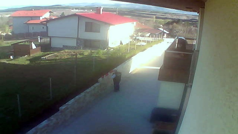 Перник, времето на живо уеб камера, Витоша планина, на 25 км. от София, къща улица, live online camera 