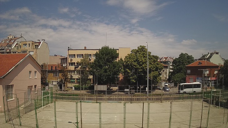 Пловдив уеб камера кв. Мараша градска зона, улици трафик бул. '6-ти Септември' до ОУ 'д-р Петър Берон', Родопите времето на живо