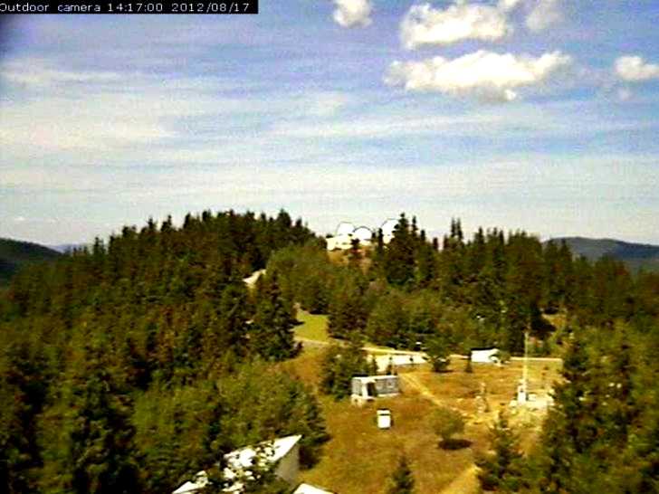 връх Рожен времето на живо уеб камера, обсерватория 'Рожен' на 25 км. от град Смолян в Родопа планина, kamerite, live webcam NAO Rojen