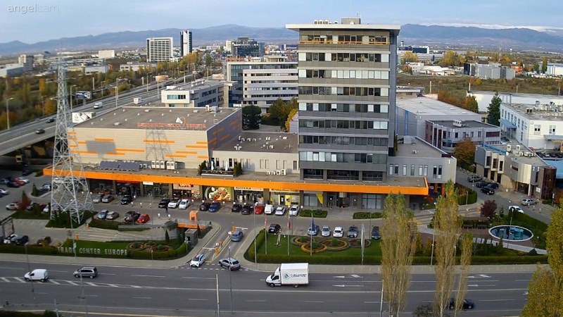 Уеб камера от град София времето онлайн на живо кръстовище бул. 'Брюксел' и бул. 'Искърско Шосе', трафик, Стара планина, live camera sofia