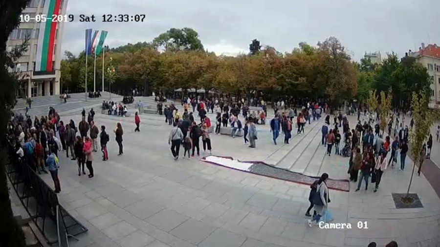 Стара Загора времето на живо уеб камери център площад, парк фонтан 'Жабките' трафик улици, скейтпарк, бадминтон, live webcam