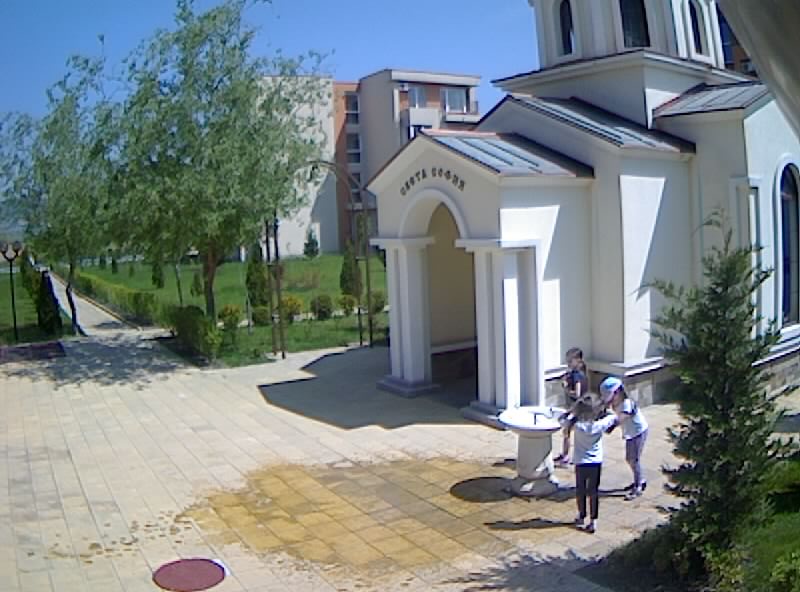 Слънчев Бряг уеб камера, комплекс 'Орхидея Форт Гардън' църква параклис 'Света София', курорт, хотели, видео наблюдение, времето на живо, live webcam Sunny Beach