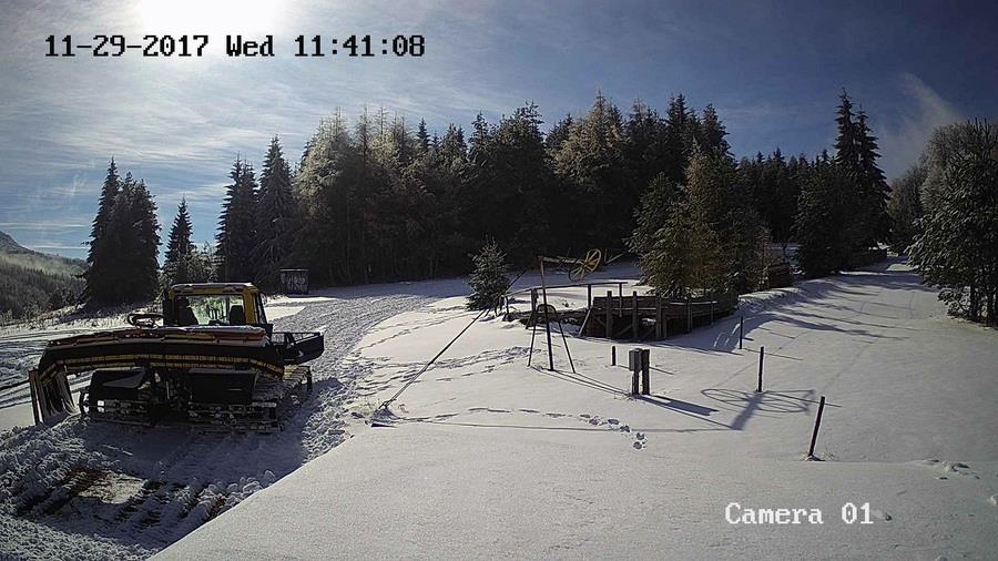 Узана времето на живо, уеб камера ски зона Емар, връх 'Исполин' (1524 м.), до Габрово, Стара планина