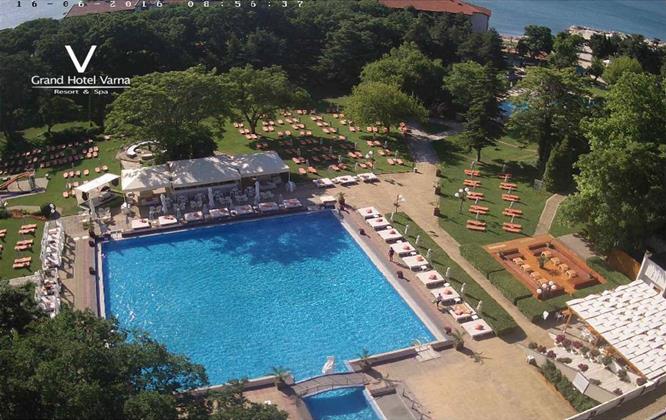 Уеб камера Варна, времето на живо басейн, Гранд Хотел 'Варна', к.к. Св. 'Константин и Елена (Дружба), Черно море